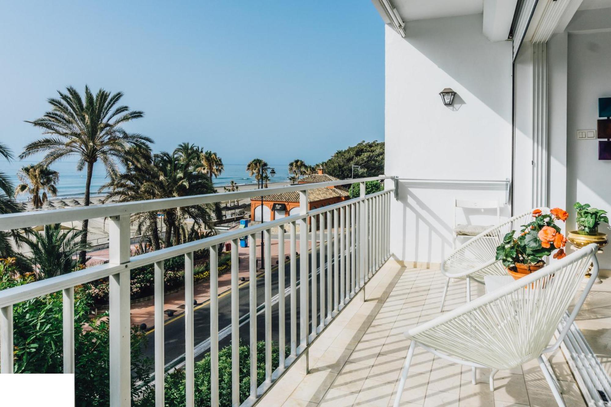 First Line Beach Sea View אסטפונה מראה חיצוני תמונה